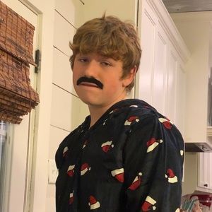 Meet your Posher, Tucker